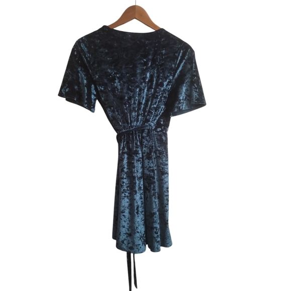 Show Me Your MuMu Velvet Short Sleeve Wrap Mini Dress Size XS Teal Blue USA - Picture 3 of 4